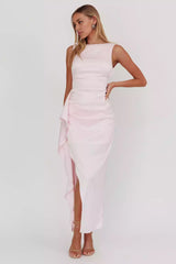 The eye-catching side slit lining and back zipper of the boat collar are your ideal choice Prom Dresses