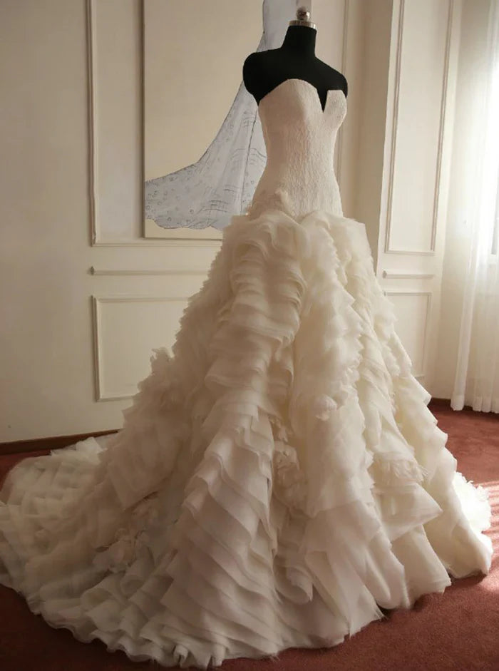 Weitese Formal Women's Dresses Ivory Elegant Strapless Puffy Tiered Ball Gown Prom Dress Wedding Dress Prom Dress Stores