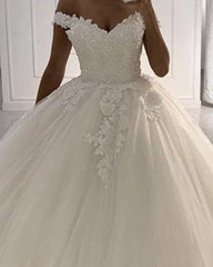 Tulle Ball Gown Wedding Dress Lace Edge Off Shoulder