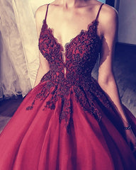 Tulle V Neck Prom Dresses Appliques Beaded Ball Gown