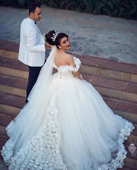 V Neck Off The Shoulder Tulle Ball Gown Wedding Dresses