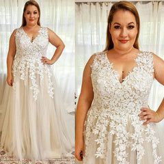 V Neck Lace Plus Size Wedding Dresses Beach Appliques A Line Boho Bridal Gowns