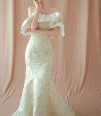 Vintage Inspired Wedding Dresses Mermaid Bridal Dresses Off The Shoulder Lace Satin Combined With Overskirt With Train