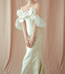 Vintage Inspired Wedding Dresses Mermaid Bridal Dresses Off The Shoulder Lace Satin Combined With Overskirt With Train
