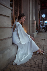 Vintage Wedding Dress Deep V Neck Butterfly Hand Dress Handmade Wedding Dress Bridal Gown Ivory Wedding Dress Long Sleeves