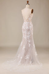 Charming Mermaid Spaghetti Straps Ivory Long Bridal Dress