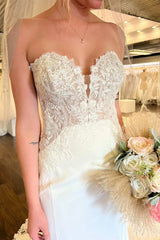 Lace Strapless Mermaid Long Bridal Gown