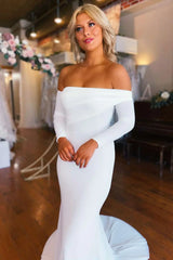 Off-the-Shoulder Long Sleeve Wedding Dress With Train