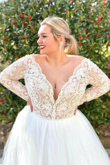 A-Line Lace Deep V-Neck Long Sleeve Backless Wedding Dress
