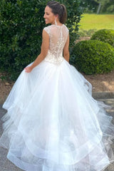 Beading Sweetheart Tiered Wedding Dress With Round Neck