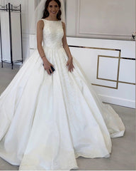 Princess Wedding Dress Satin Ball Gown Lace Embroidery