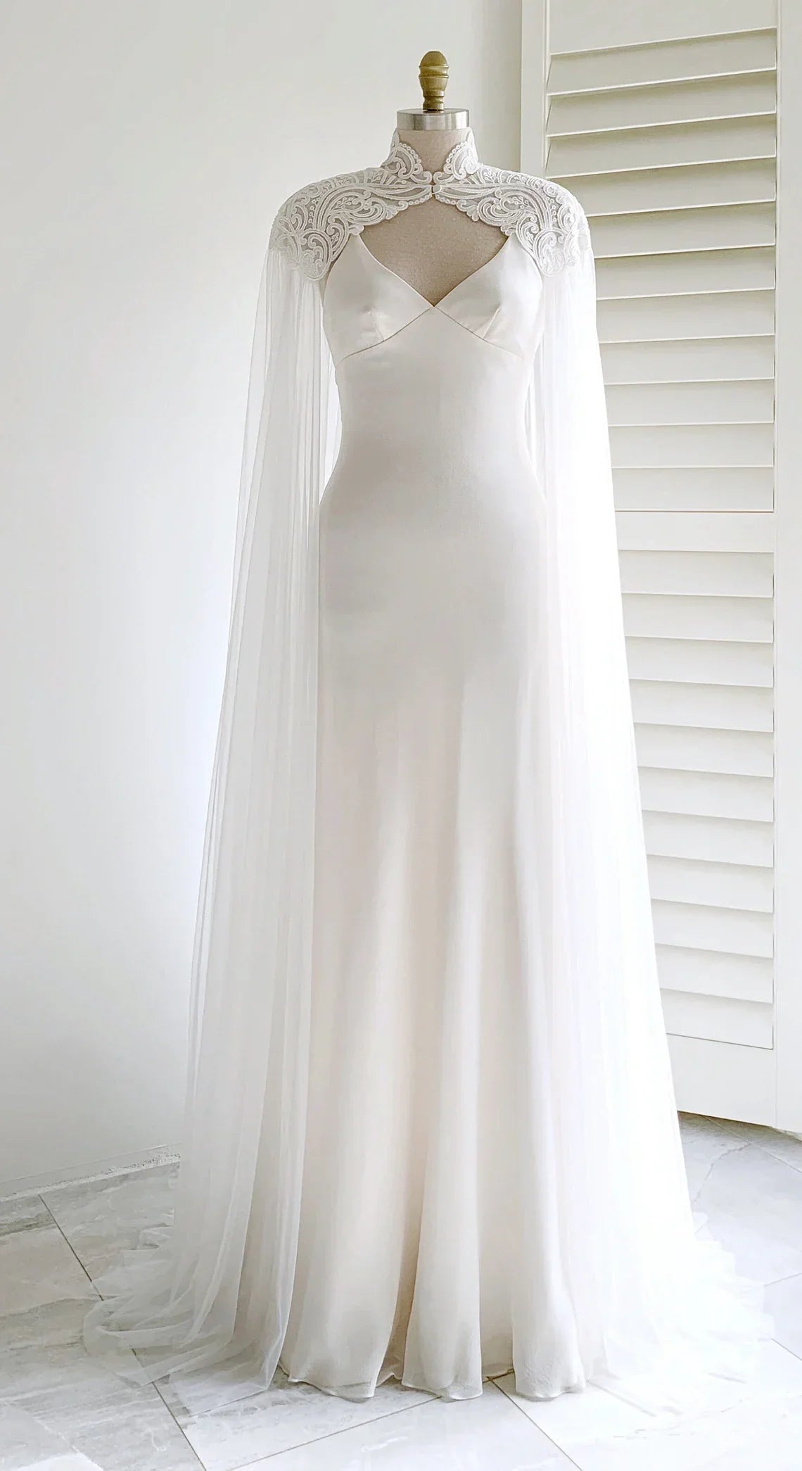 Weitese Dress Prom Dress Stores White Bridal Long Tulle Cape Sleeves with Embroidered Lace Appliques Long Wedding Dress Party Dress Formal Wear Dresses