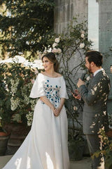 Wedding Dresses Bateau Embroidery Romantic Half Sleeve Bridal Gown TN241