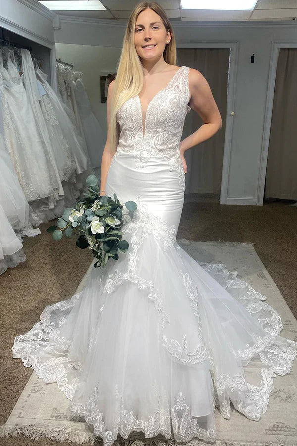 V-Neck Mermaid White Long Wedding Dress with Lace