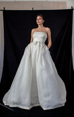 A cream white cloud Vintage Princess model silk gauze wedding dress A-line wedding dress