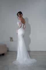 Lace Satin Mermaid Wedding Dress Gorgeous Fitted Bridal Gown Romantic Floral Lace Sleeves and Neckline Modern Wedding Dress