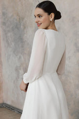 Simple wedding dress with square neckline long sleeves elegant wedding dress