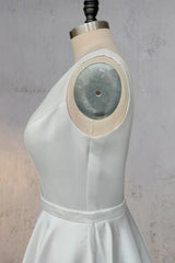 Ivory A-Line V Neck Straps Satin Elegant Wedding Dress TD0003
