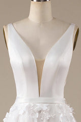 Aimishang Ivory A-Line V-Neck Wedding Dress with 3D Flowers