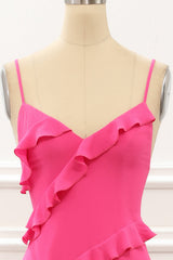 Hete roze satijnen ruches prom -jurk met spleet