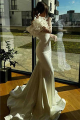 White Sweetheart Mermaid Satin Bride Dress with Flower Embellishments