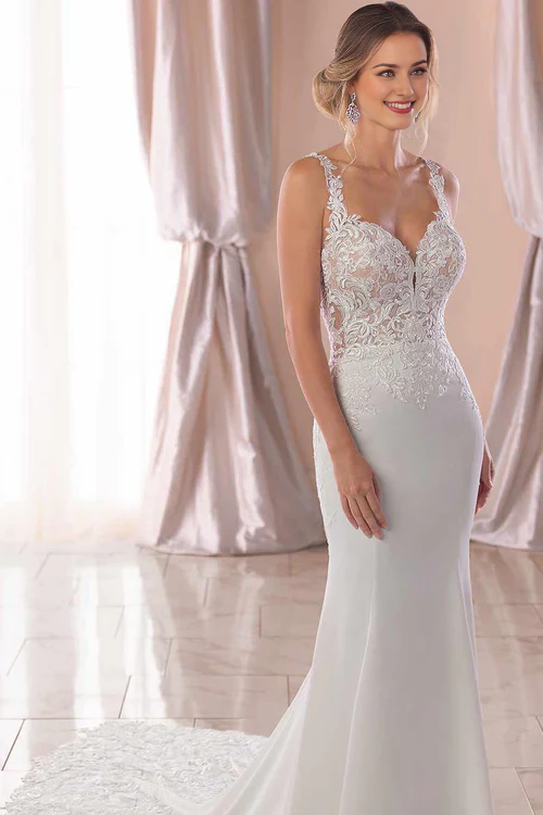 Aimishang Elegant Lace Straps Sweep Train Mermaid White Wedding Dress