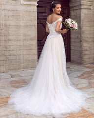 Sexy Floor Length Off the Shoulder Lace Ivory Wedding Gowns