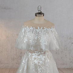 A-Line Lace Button Covered Back Tulle Wedding Dress