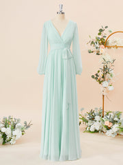 A-lijn lange mouwen chiffon v-neck geplooide vloerlengte bruidsmeisje jurk