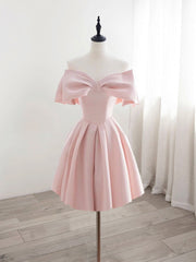 A-Line Off épaule Satin Robe courte rose, robe de retour rose