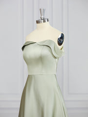 A-lijn off-the-shoulder ruches thee-lengte charmeuse bruidsmeisje jurk