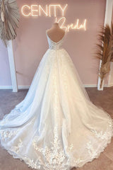 A-Line Spaghetti Straps Sweetheart Tulle Wedding Dress