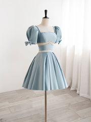 Robe de bal courte bleue carrée en ligne, robe de retour bleu mignonne