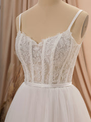 A-line Tulle Spaghetti Straps Appliques Lace Chapel Train Corset Wedding Dress