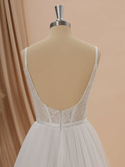 A-line Tulle Spaghetti Straps Appliques Lace Chapel Train Corset Wedding Dress