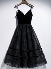 Une ligne V couche de cou longueur de thé noir Velvet bal, des robes de remise des diplômes de la longueur du thé noir
