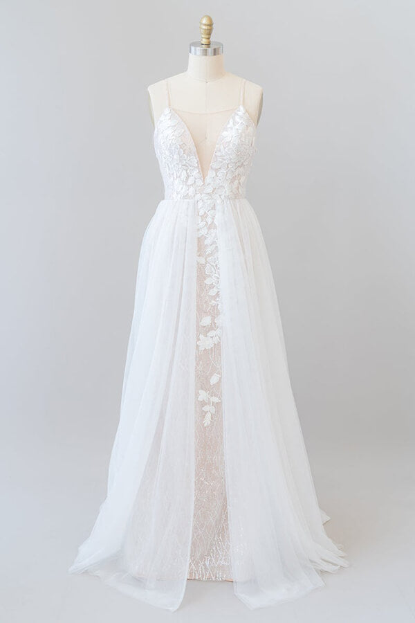 Verbazingwekkende lange A-Line Chapel Train Appliques Tule Backless trouwjurk