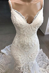 Verbazingwekkende lange zeemeermin -appliques tule backless trouwjurk