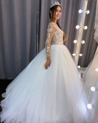 Amazing Long Sleeves Wedding Dress with Lace