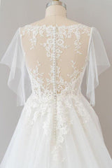Appliques Tulle A-line Chapel Train Wedding Dress