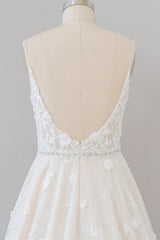 Awesome Appliques A-line Tulle Wedding Dress