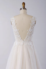 Geweldige lange A-Line Appliques Lace Tule Open Back Wedding Jurk