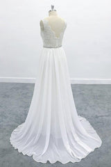 Awesome V-neck A-line Lace Chiffon Wedding Dress