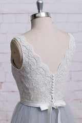 Awesome V-neck Lace Tulle A-line Wedding Dress