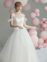 Ball Gown Wedding Dress Princess Silhouette Sweetheart Neck Short Sleeves Basque Waist Chapel Train Bridal Dresses