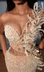 Gorgeous Strapless Prom Dress Glittering Beaded Evening Gown High Slit Party Dress Trailing Long Formal Dress HZ1024