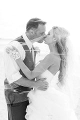 Gorgeous Beach White Short Wedding Dresses Hi Low Flattering Corset Bridal Gowns