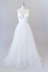 Mooie witte lange A-Line V-hals tule tule backless trouwjurk
