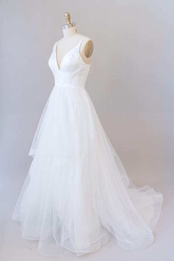 Mooie witte lange A-Line V-hals tule tule backless trouwjurk