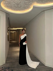 Black and White Sheath Prom Dresses with Watteau Train & 3D Flower - FD5263